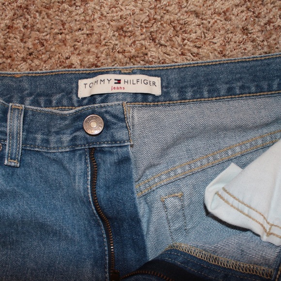 Tommy Hilfiger Vintage size 6 mid rise jeans - Picture 4 of 5